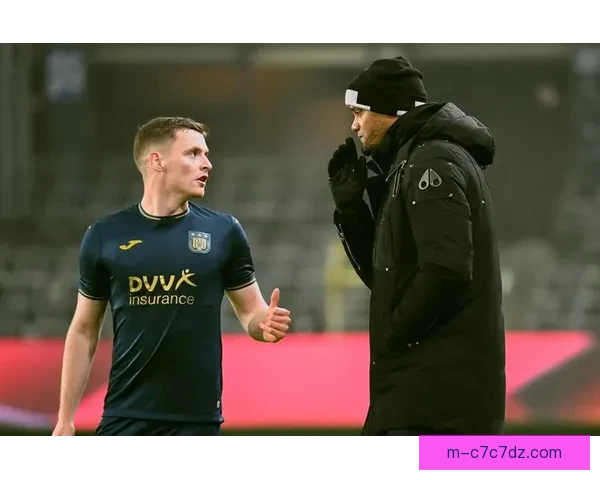 伯恩利一月转会愿望与阵容挑战分析