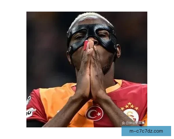 官方卡瓦纳欧冠布拉格队战巴萨