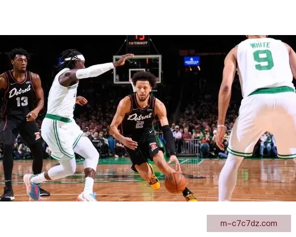 活塞1分险胜绿军布朗绝杀失手 活塞1分险胜绿军布朗绝杀失手