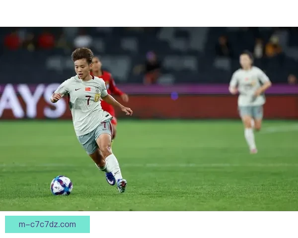 中国女足亚洲杯首秀大胜在望 中国女足亚洲杯首秀大胜在望